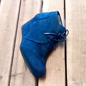 Navy women shoes size8